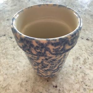 Gerald Henn Workshops Blue spongeware  flower pot